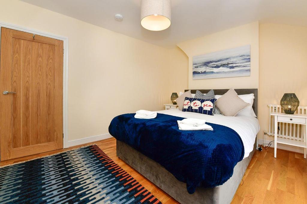 Just Stay Wales - Castle Square Cottage, Mumbles Екстериор снимка